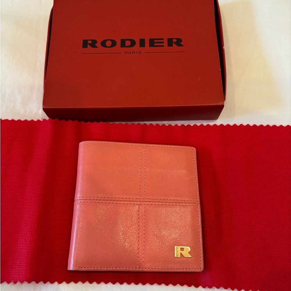 Rodier Coral Leather Wallet with Gold Accent